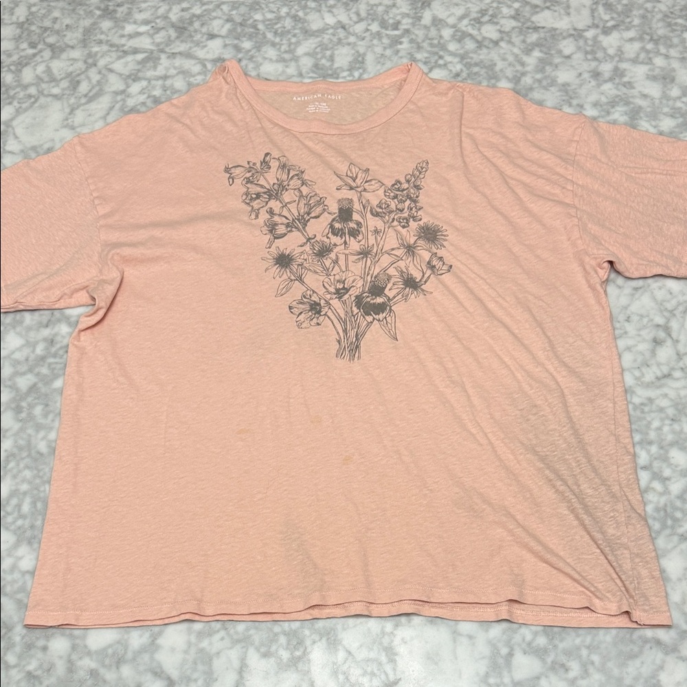 Daydreamer Peach Tee with Floral Skull Graphic